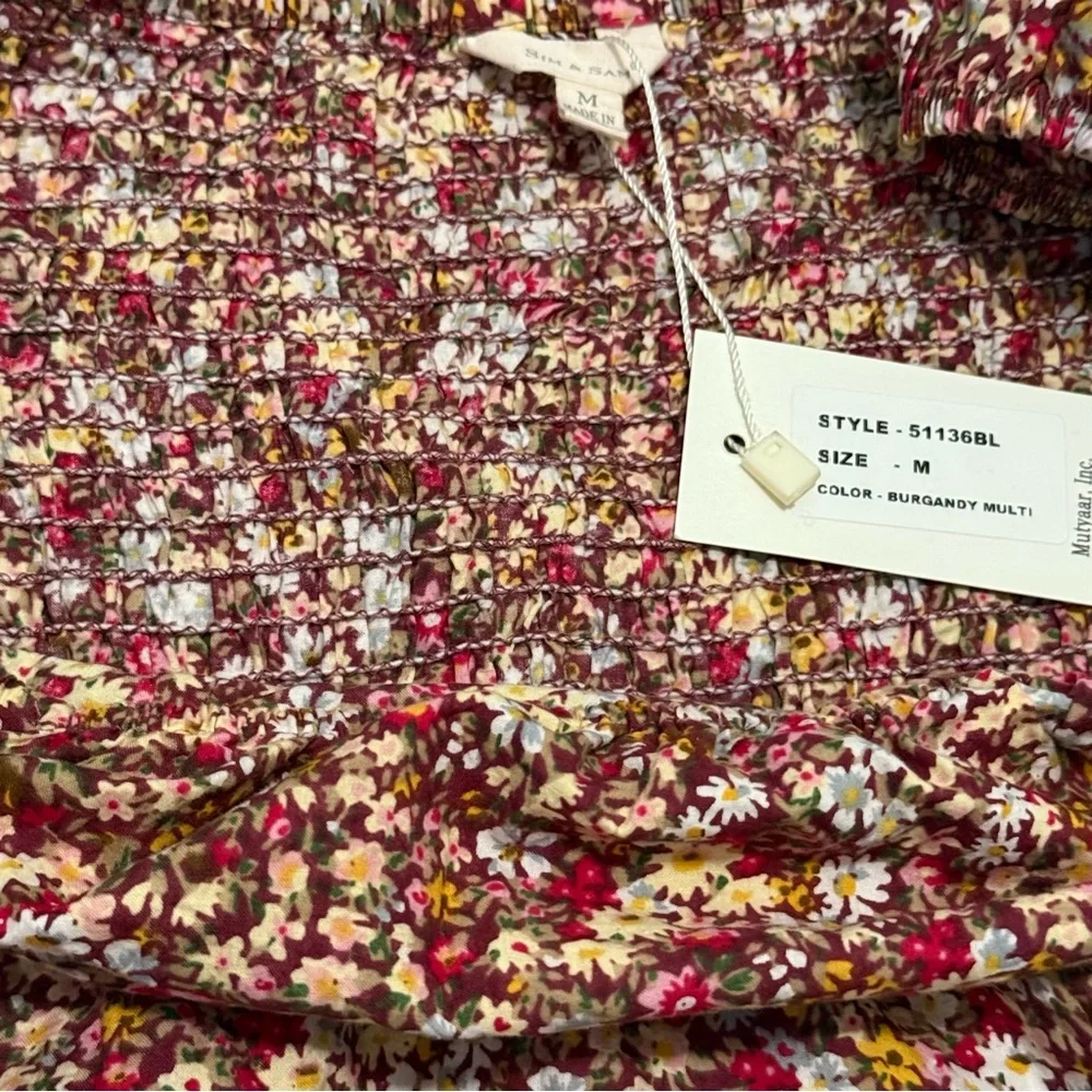 Sim & Sam Cropped Floral Halter Women Size Medium Balloon Sleeve Top NWT - Picture 3 of 9